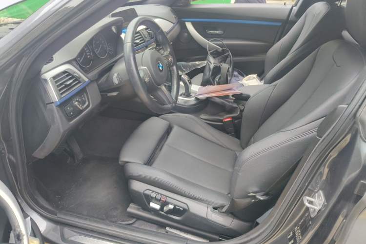 Used BMW 3 Series GT 2018 320i M Sport Edition Driver Seat