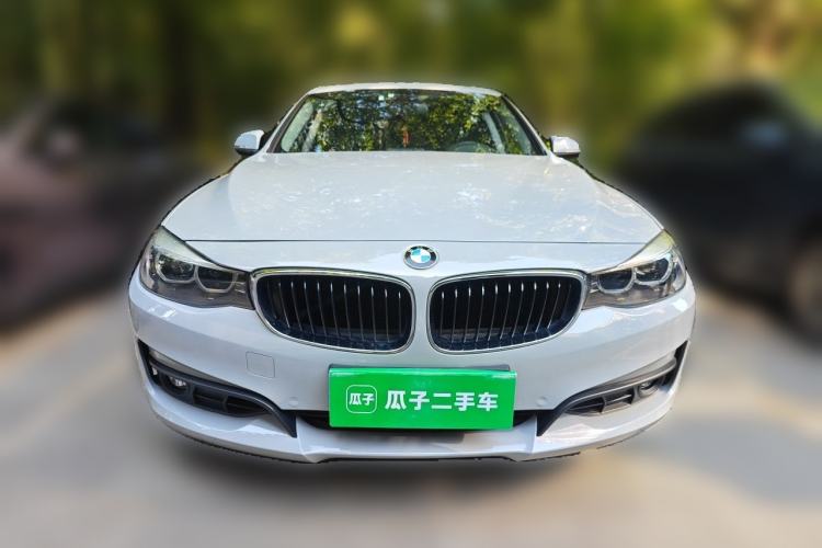Used BMW 3 Series GT 2018 320i Sport Edition Front