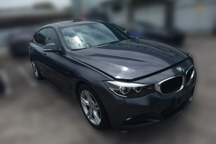 Used BMW 3 Series GT 2018 320i M Sport Edition Front Right 45 Deg