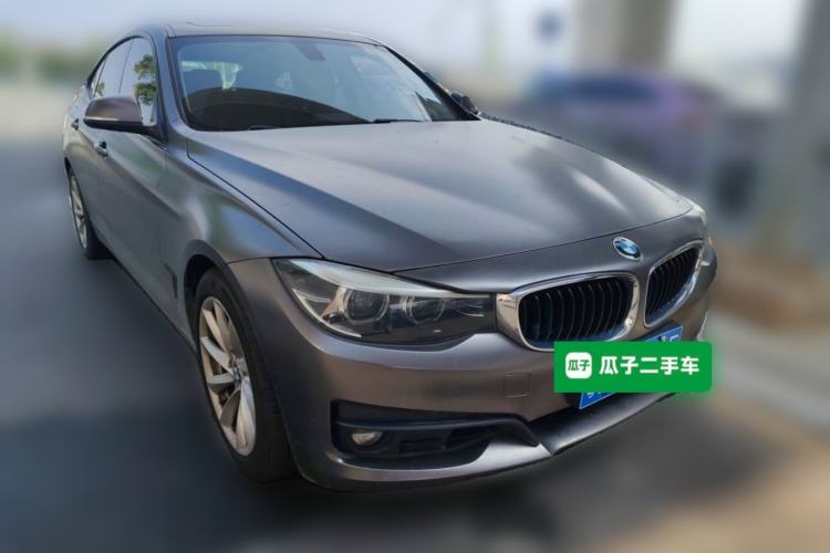 Used BMW 3 Series GT 2018 320i Sport Edition Front Right 45 Deg