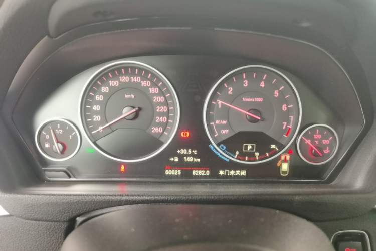 Used BMW 3 Series GT 2018 320i Sport Edition Instrument Cluster