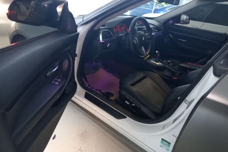 Used BMW 3 Series GT 2018 320i Sport Edition Left Front Seat