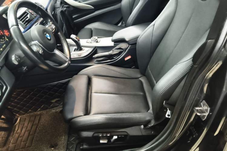 Used BMW 3 Series GT 2018 320i M Sport Edition Left Front Seat