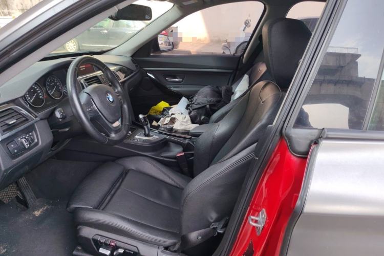 Used BMW 3 Series GT 2018 320i Sport Edition Left Front Seat