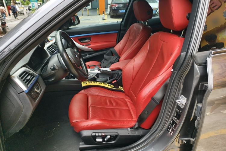 Used BMW 3 Series GT 2018 330i xDrive M Sport Edition Left Front Seat