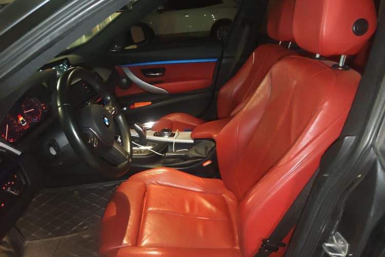 Used BMW 3 Series GT 2018 330i xDrive M Sport Edition Left Front Seat