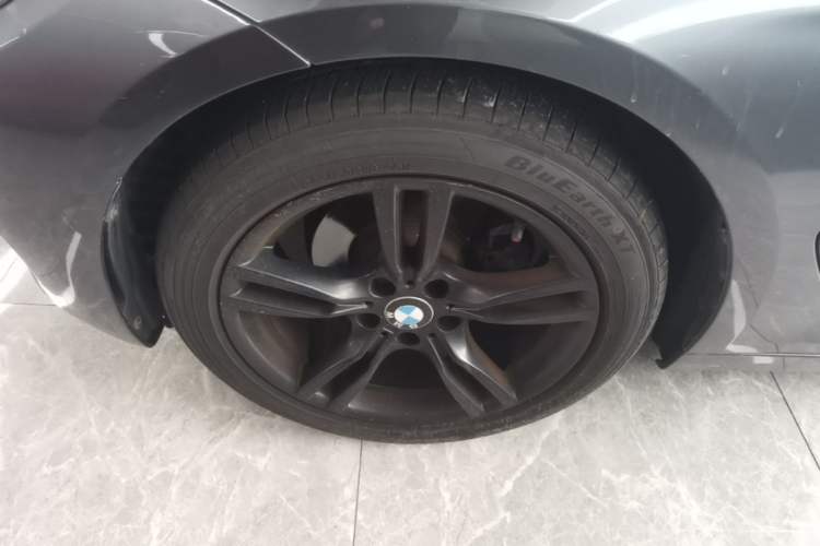 Used BMW 3 Series GT 2018 320i Sport Edition Left Front Wheel Hub