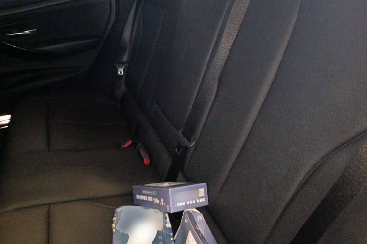 Used BMW 3 Series GT 2018 320i Sport Edition Left Rear Seat