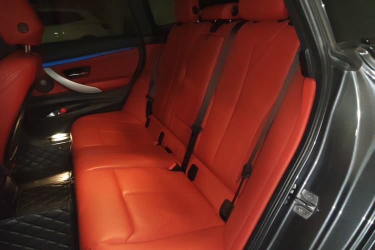 Used BMW 3 Series GT 2018 330i xDrive M Sport Edition Left Rear Seat
