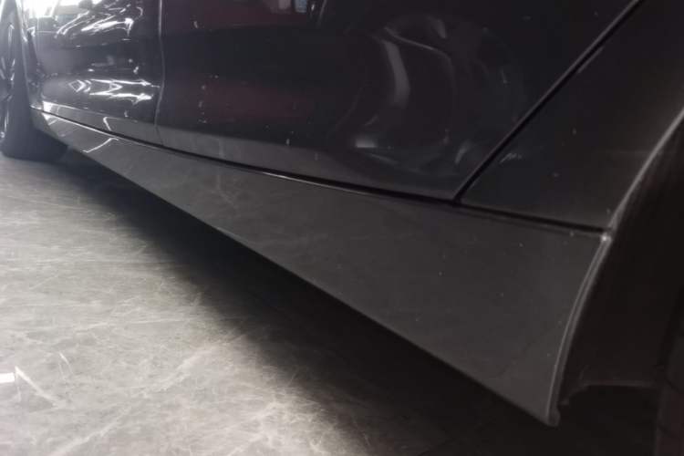 Used BMW 3 Series GT 2018 320i Sport Edition Left Side Sill