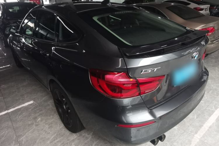 Used BMW 3 Series GT 2018 320i Sport Edition Rear Left 45 Deg