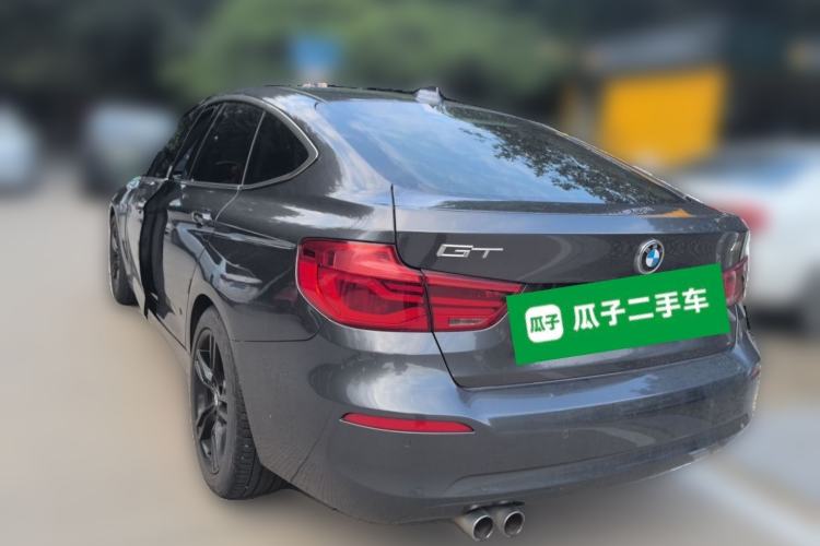 Used BMW 3 Series GT 2018 320i Sport Edition Rear Left 45 Deg
