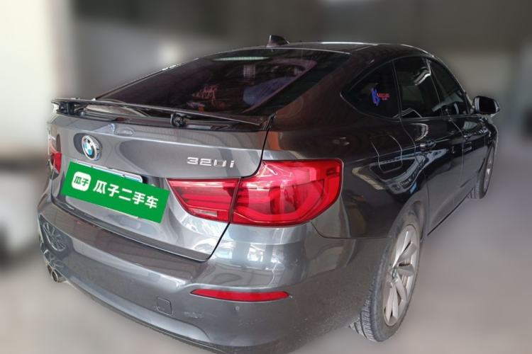 Used BMW 3 Series GT 2018 320i Sport Edition Rear Right 45 Deg
