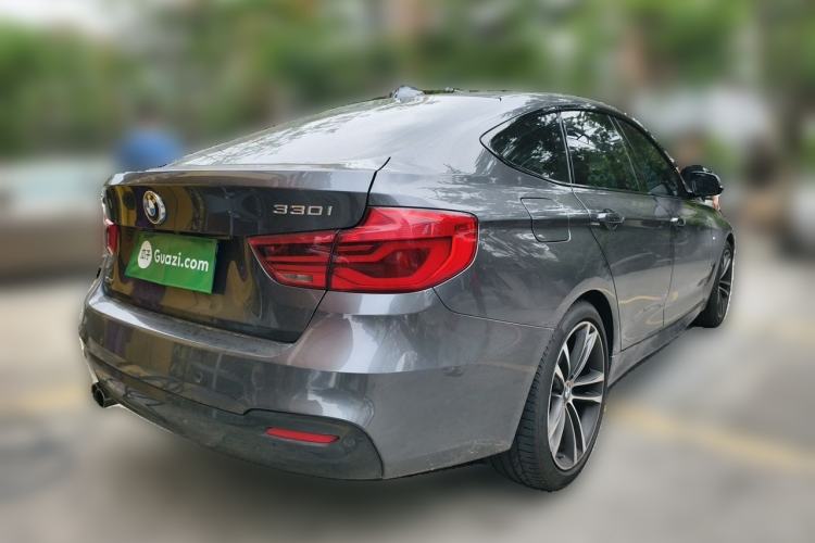 Used BMW 3 Series GT 2018 330i xDrive M Sport Edition Rear Right 45 Deg