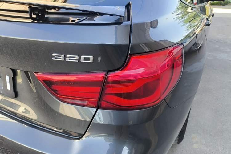 Used BMW 3 Series GT 2018 320i Sport Edition Right Rear Taillight