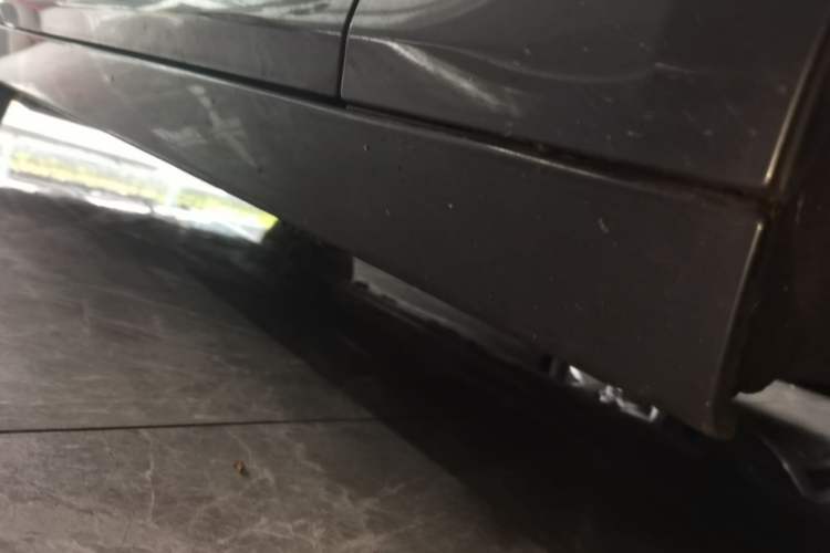 Used BMW 3 Series GT 2018 320i Sport Edition Right Side Sill