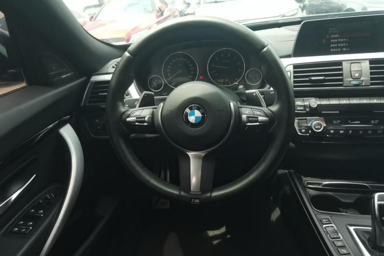 Used BMW 3 Series GT 2018 320i M Sport Edition Steering Wheel