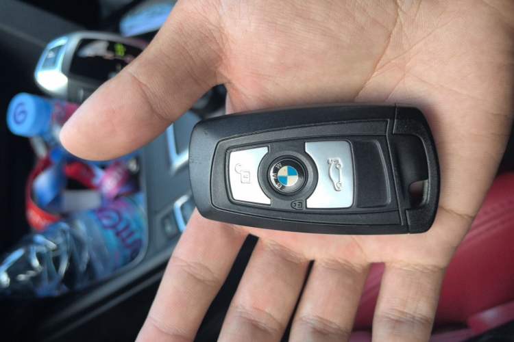 Used BMW 3 Series GT 2018 320i Sport Edition Vehicle Key
