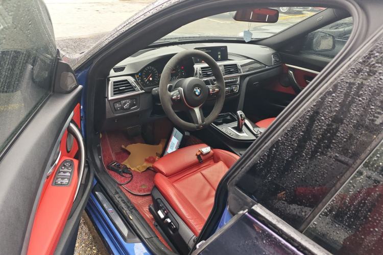 Used BMW 3 Series GT 2018 330i xDrive M Sport Edition Driver Seat