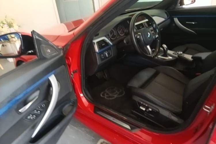 Used BMW 3 Series GT 2018 320i M Sport Edition Driver Seat
