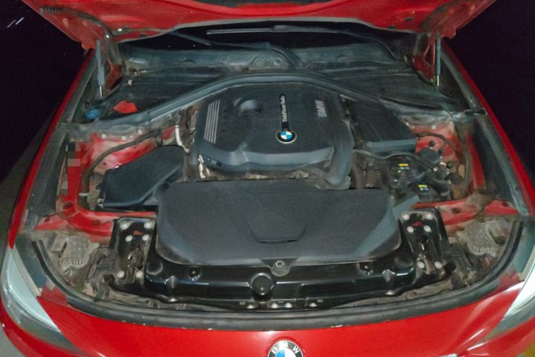Used BMW 3 Series GT 2018 320i Sport Edition Engine Bay