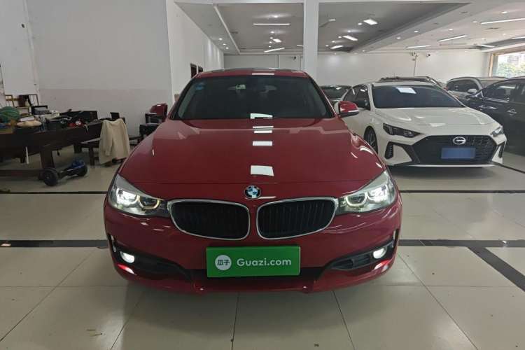 Used BMW 3 Series GT 2018 320i Sport Edition Exterior 1