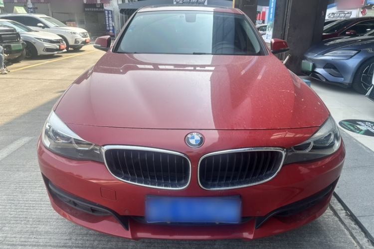 Used BMW 3 Series GT 2018 320i Sport Edition Exterior 1