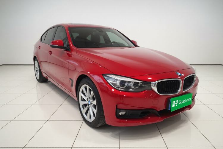 Used BMW 3 Series GT 2018 320i Sport Edition Exterior 1