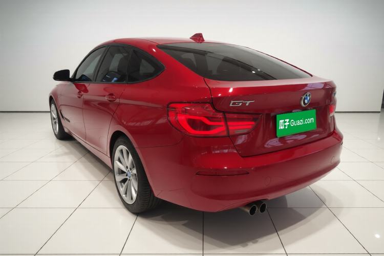 Used BMW 3 Series GT 2018 320i Sport Edition Exterior 2