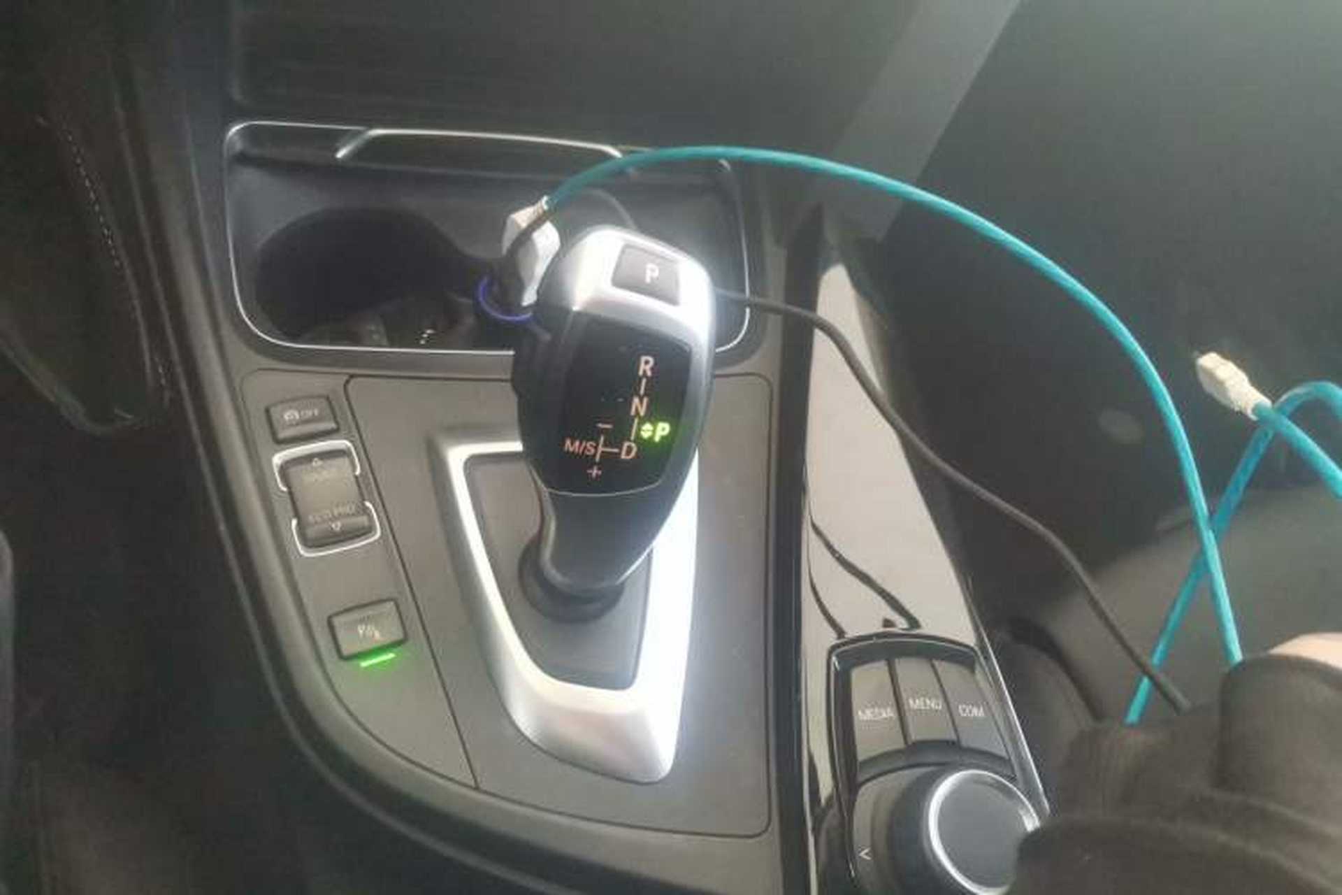 Used BMW 3 Series GT 2018 320i Sport Edition Gear Lever