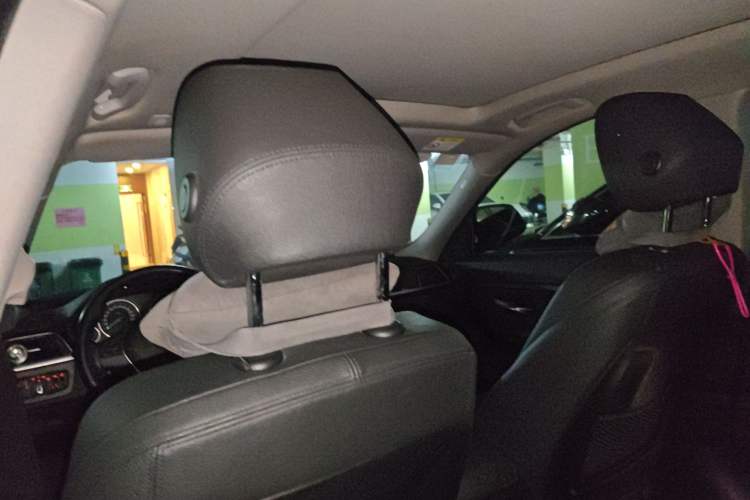 Used BMW 3 Series GT 2018 320i Sport Edition Headliner