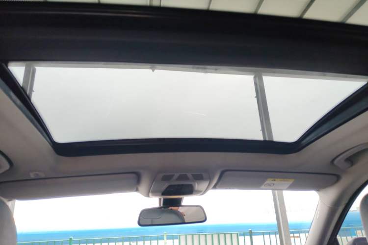 Used BMW 3 Series GT 2018 320i Sport Edition Headliner