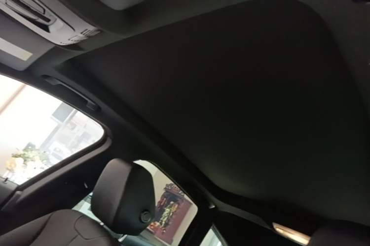 Used BMW 3 Series GT 2018 320i M Sport Edition Headliner