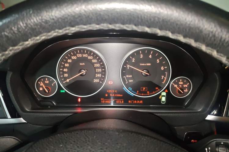 Used BMW 3 Series GT 2018 320i Sport Edition Instrument Cluster