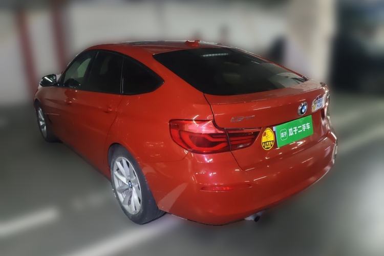 Used BMW 3 Series GT 2018 320i Sport Edition Rear Left 45 Deg