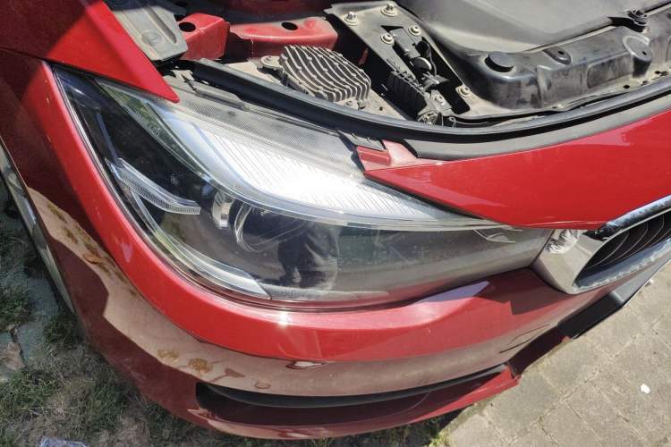 Used BMW 3 Series GT 2018 320i Sport Edition Right Front Headlight