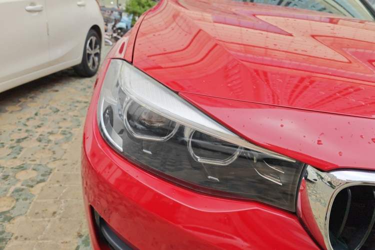Used BMW 3 Series GT 2018 320i Sport Edition Right Front Headlight