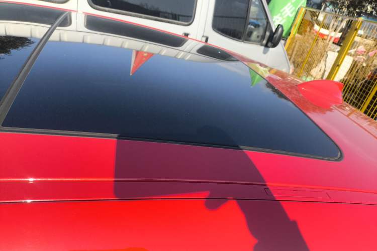 Used BMW 3 Series GT 2018 320i Sport Edition Roof