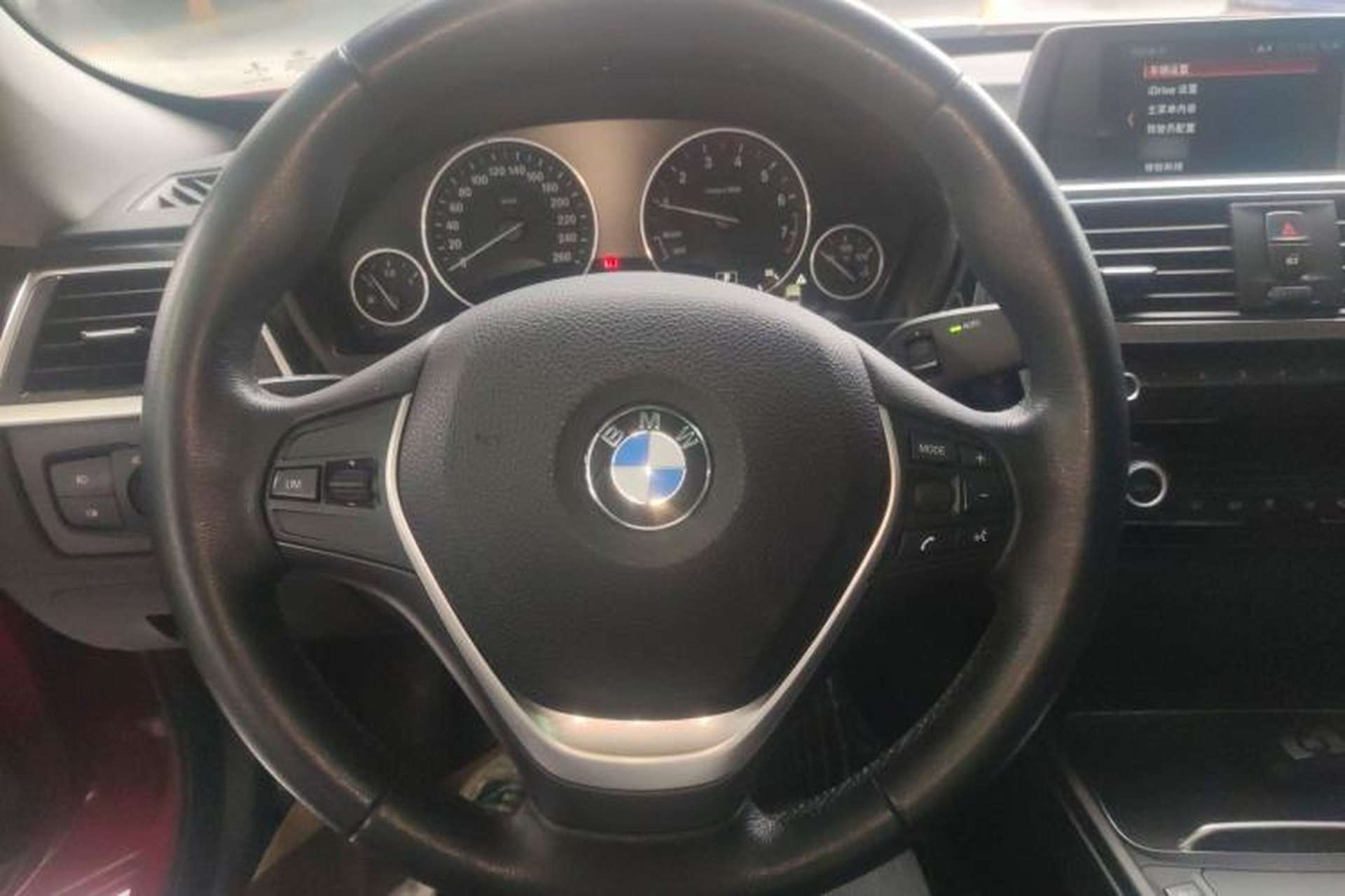 Used BMW 3 Series GT 2018 320i Sport Edition Steering Wheel
