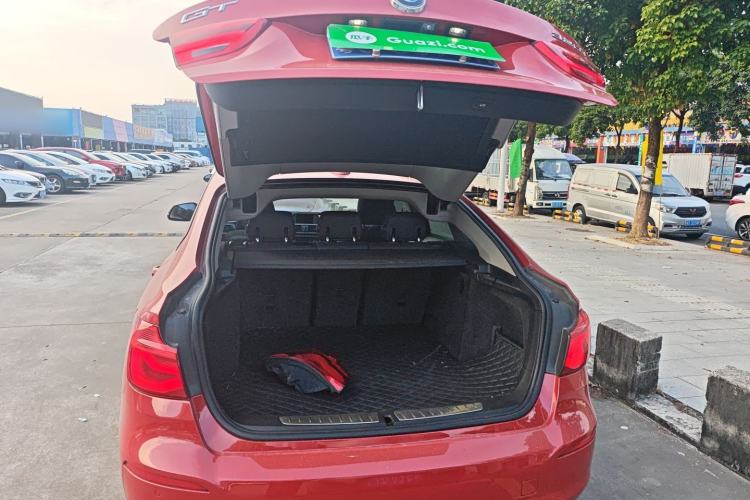 Used BMW 3 Series GT 2018 320i Sport Edition Trunk
