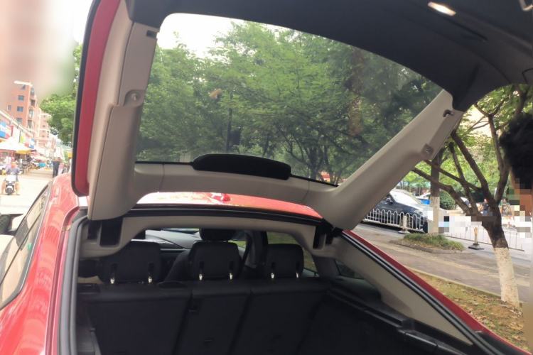 Used BMW 3 Series GT 2018 320i Sport Edition Trunk