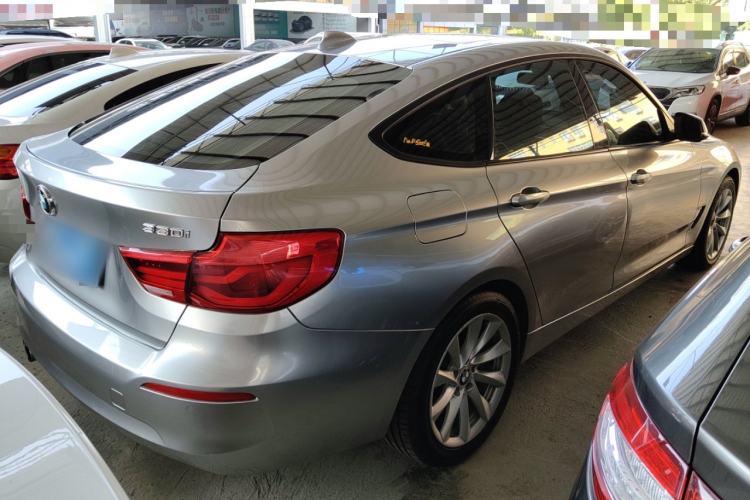 Used BMW 3 Series GT 2018 320i Sport Edition Exterior 5
