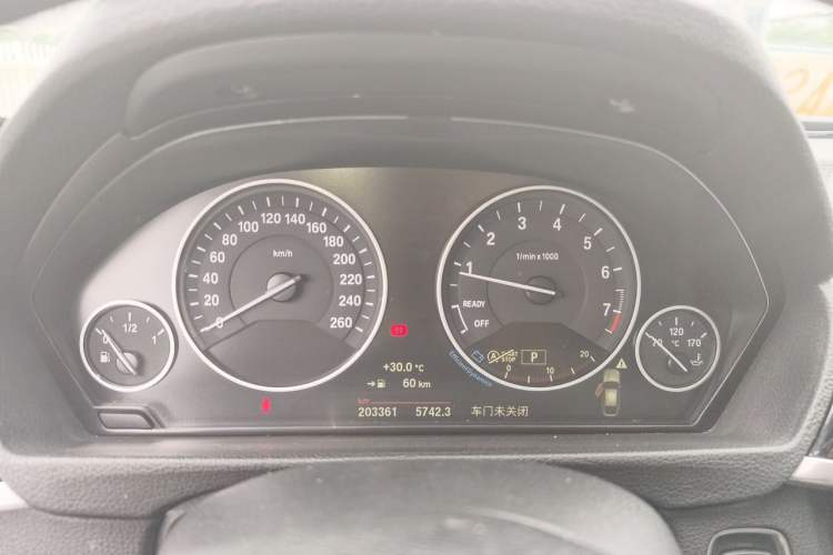 Used BMW 3 Series GT 2018 320i Sport Edition Instrument Cluster