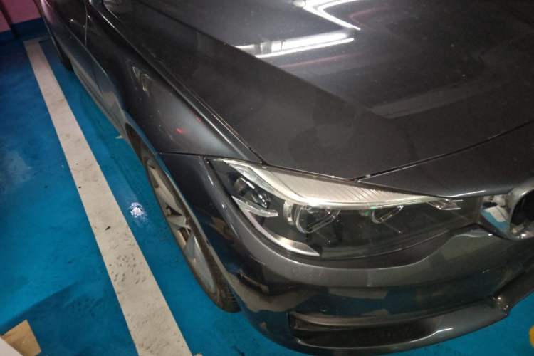 Used BMW 3 Series GT 2018 320i Sport Edition Right Front Headlight