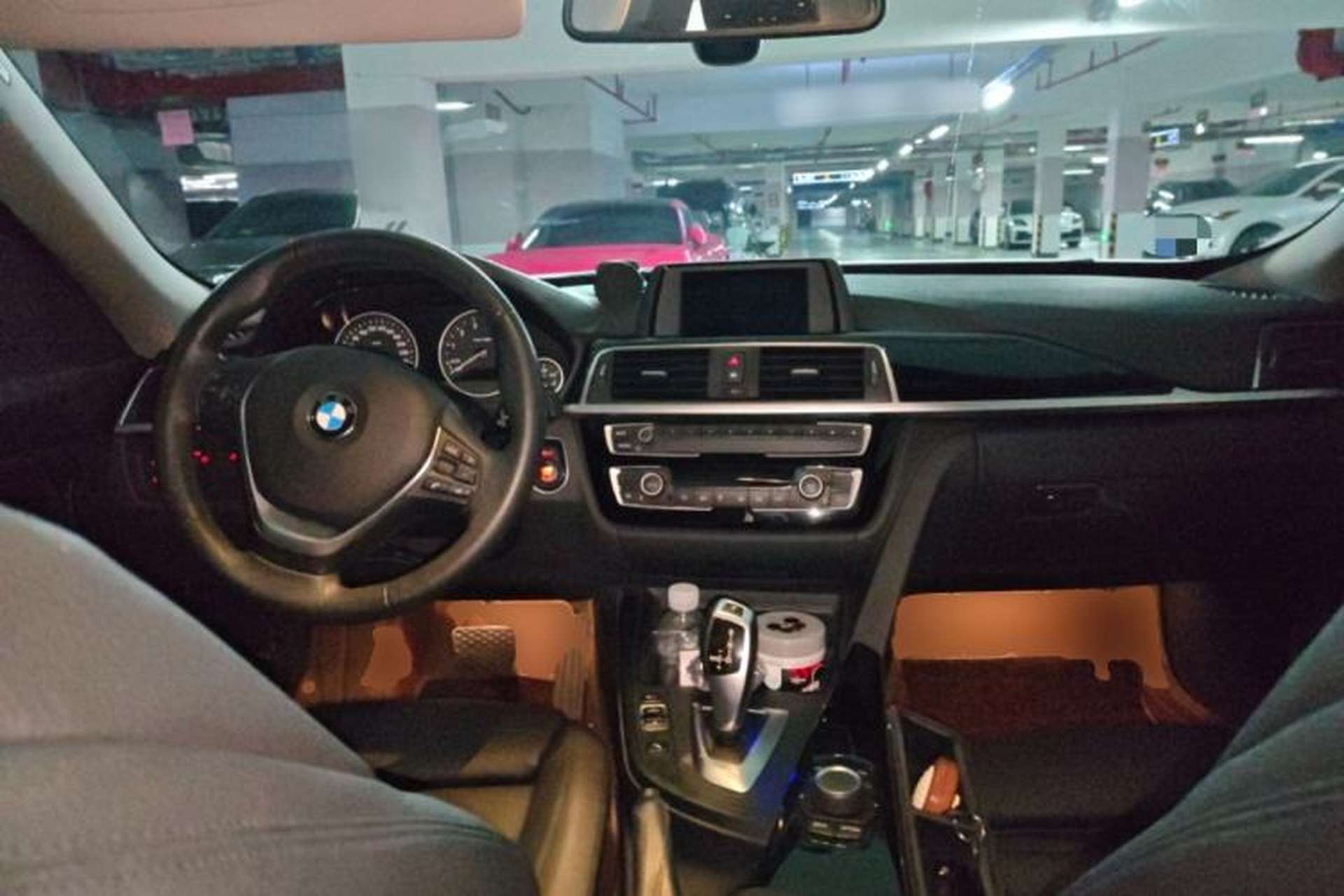 Used BMW 3 Series GT 2018 320i Sport Edition Center Console