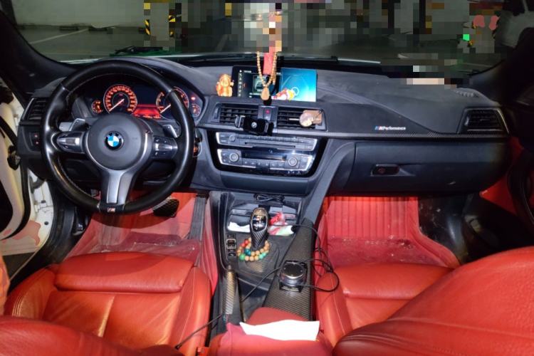 Used BMW 3 Series GT 2018 330i xDrive M Sport Edition Center Console