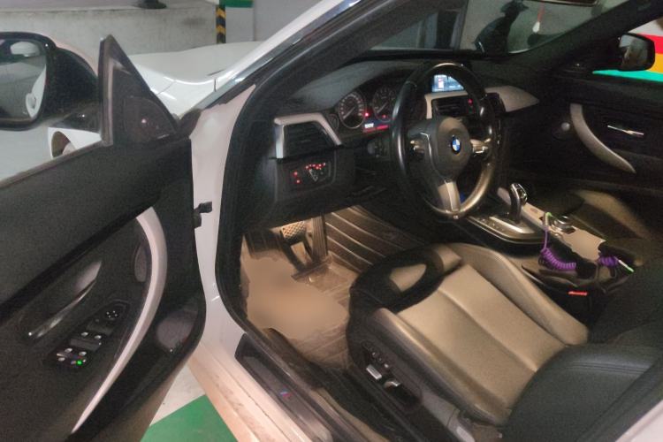 Used BMW 3 Series GT 2018 320i M Sport Edition Driver Seat
