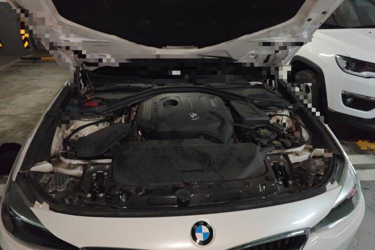 Used BMW 3 Series GT 2018 320i Sport Edition Engine Bay