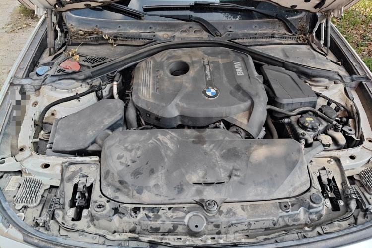 Used BMW 3 Series GT 2018 320i Sport Edition Engine Bay