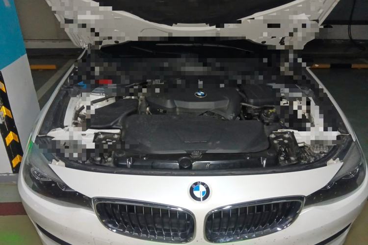 Used BMW 3 Series GT 2018 320i Sport Edition Engine Bay